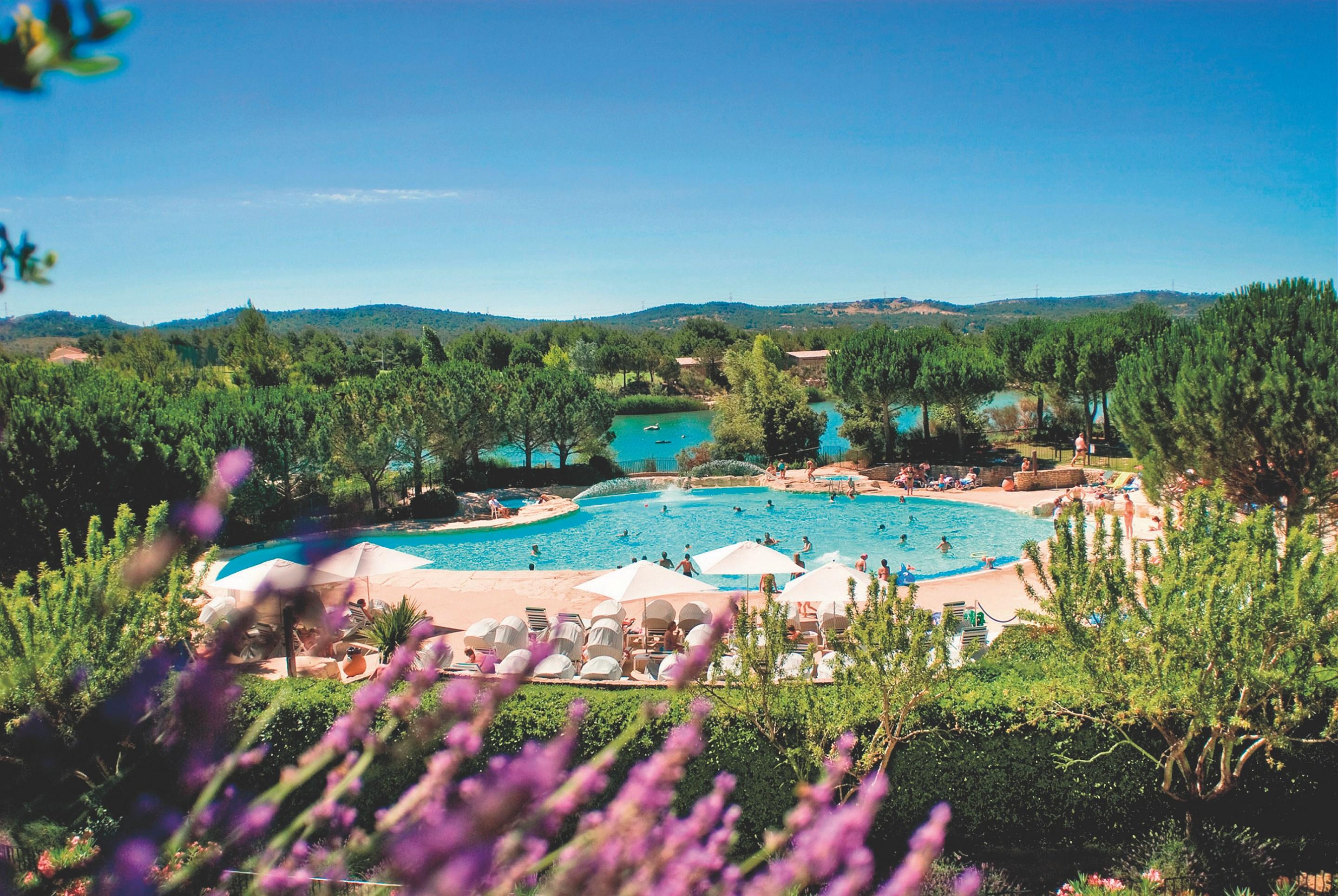 Village Pierre & Vacances Pont Royal En Provence Mallemort Exteriör bild