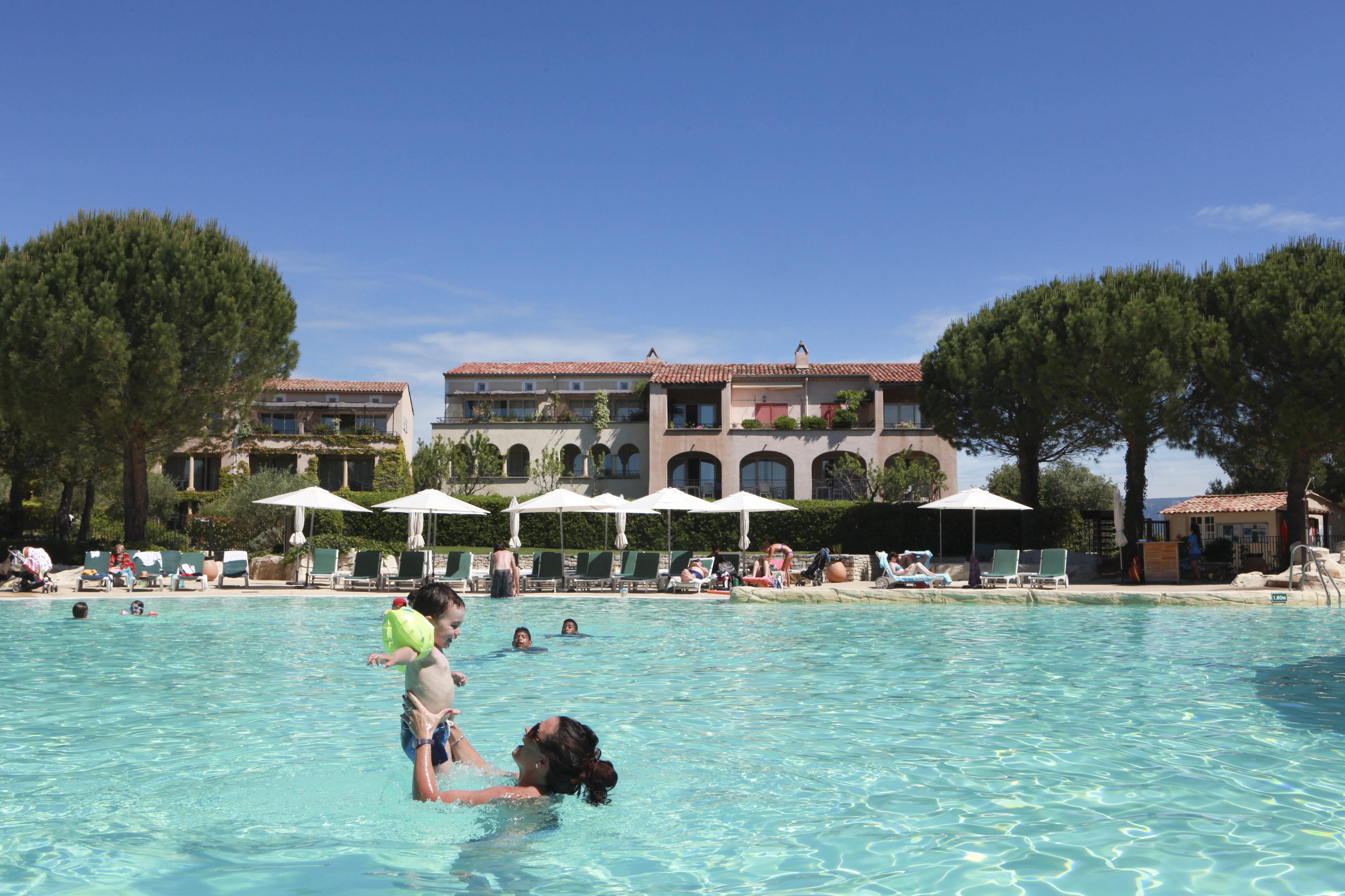 Village Pierre & Vacances Pont Royal En Provence Mallemort Exteriör bild