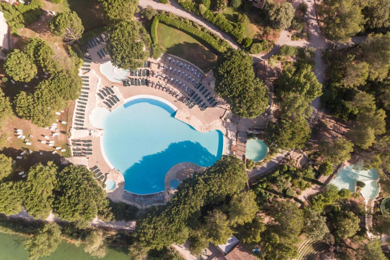 Village Pierre & Vacances Pont Royal En Provence Mallemort Exteriör bild